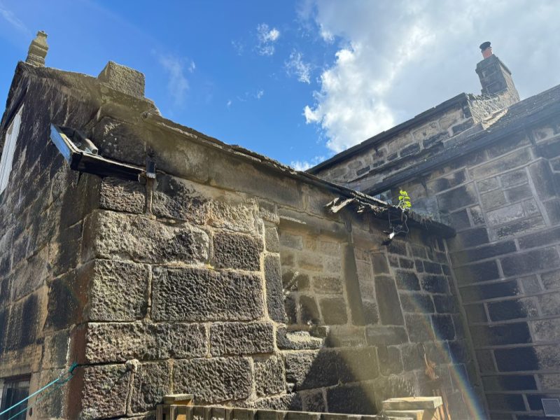 Seamless-Guttering-in-Heptonstall-–-Protecting-Historic-Homes.jpg