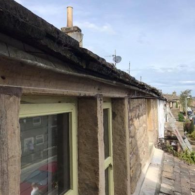 4-stone-cottages-Gutter-replacement-Trawden.-www.advancedgu.jpg