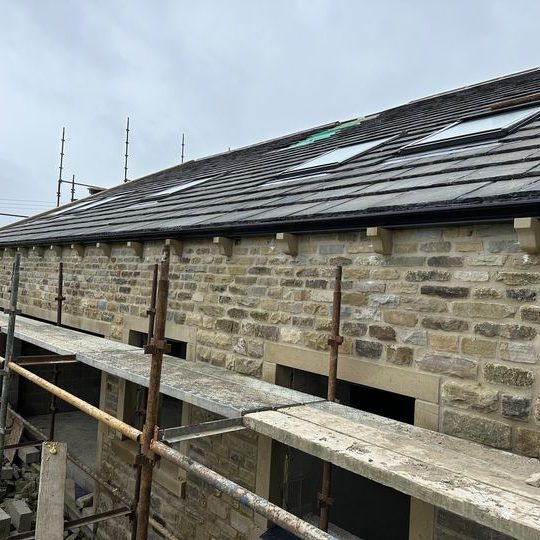 Aluminium-Seamless-Guttering-fitted-locally-at-Skipton.jpg