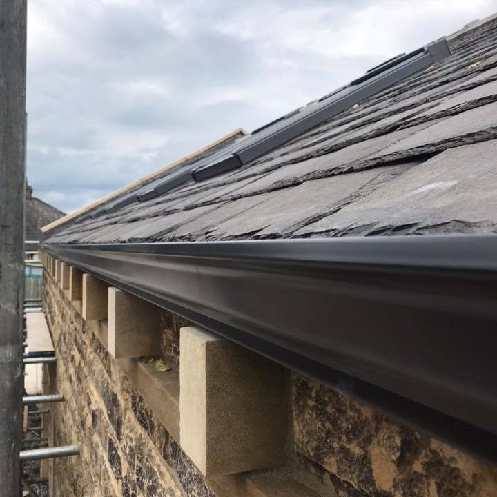 Today’s-install-Aluminium-seamless-guttering-on-a-stunning.jpg